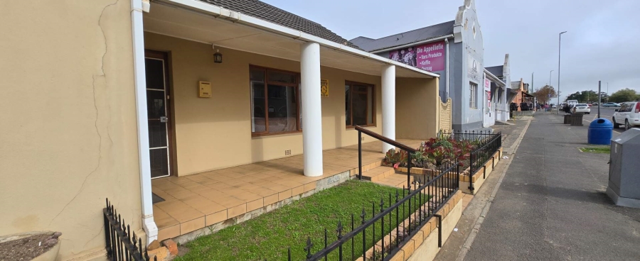 5 Bedroom Property for Sale in Riviersonderend Western Cape